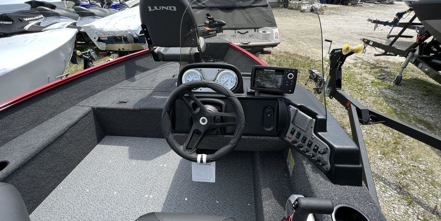 Lund Boats 1650 Rebel XS SS