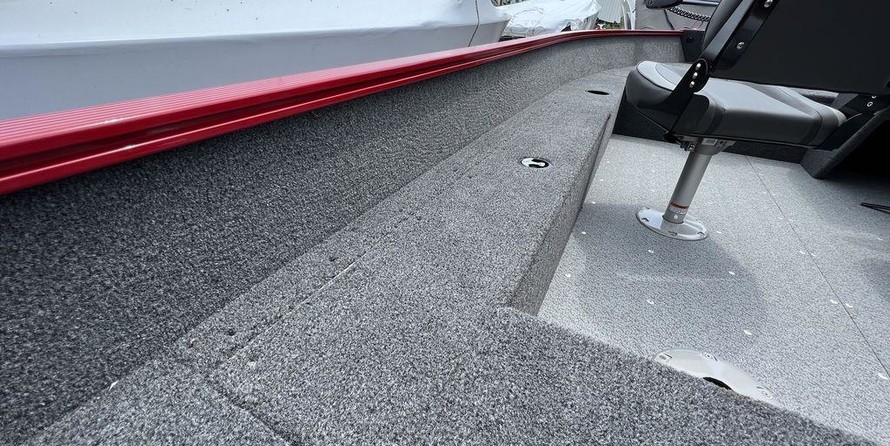 Lund Boats 1650 Rebel XS SS