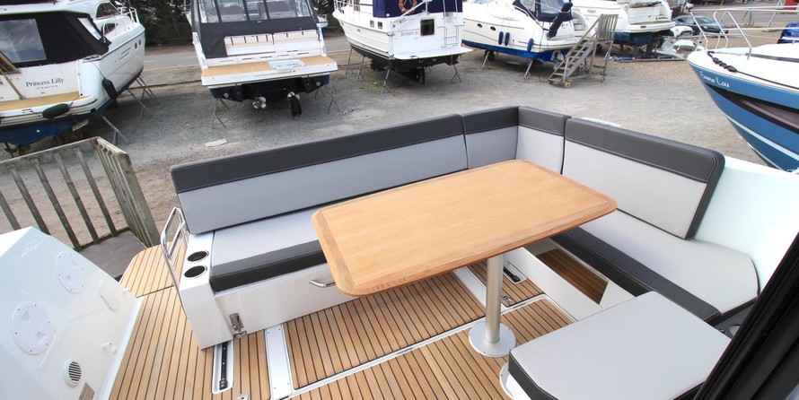 Jeanneau Merry Fisher 1095