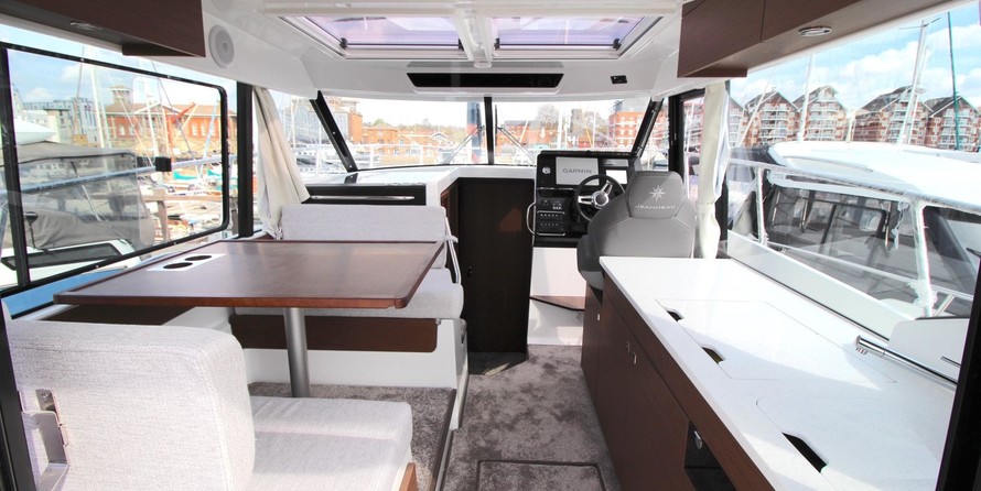 Jeanneau Merry Fisher 1095