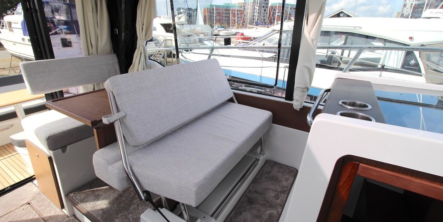 Jeanneau Merry Fisher 1095