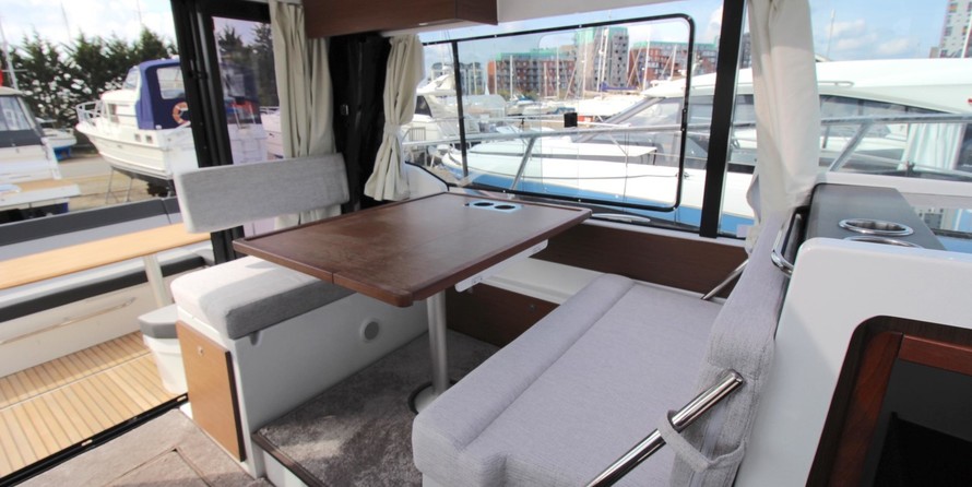 Jeanneau Merry Fisher 1095