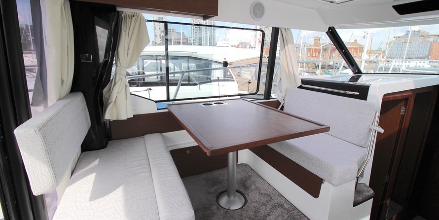 Jeanneau Merry Fisher 1095