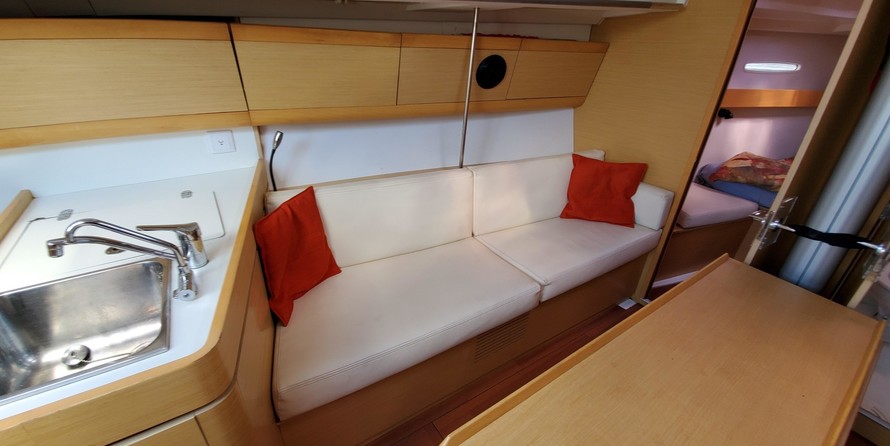 Beneteau First 40