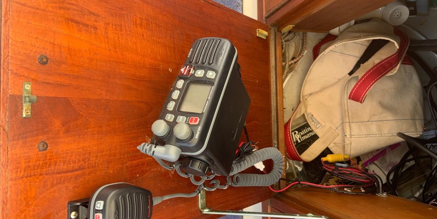 Chris-Craft Commander 44