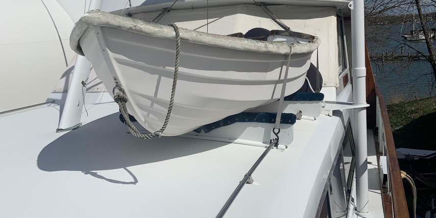 Chris-Craft Commander 44