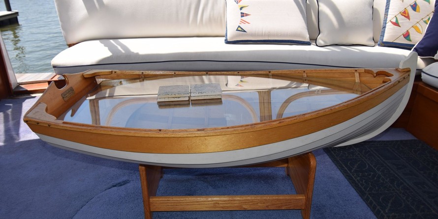 Chris-Craft Commander 44