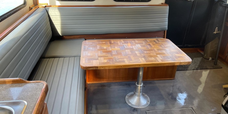 Wim van der Valk Continental Trawler 37.00