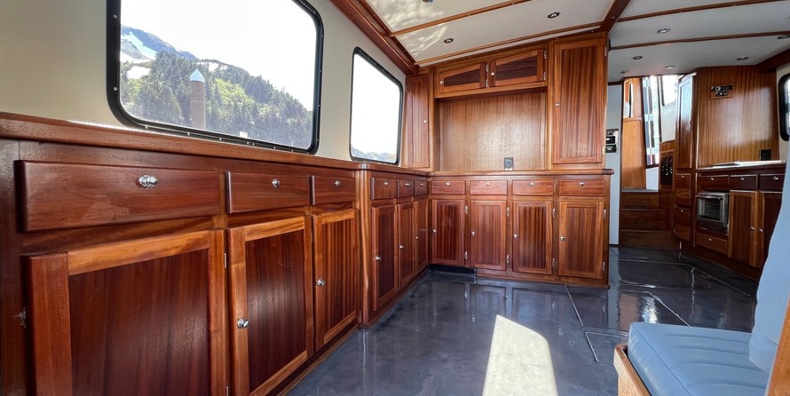 Wim van der Valk Continental Trawler 37.00