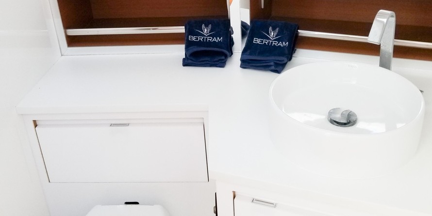 Bertram 60 Convertible