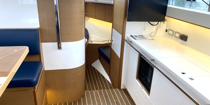 Bertram 60 Convertible