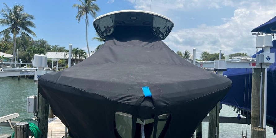 Cobia 217 center console