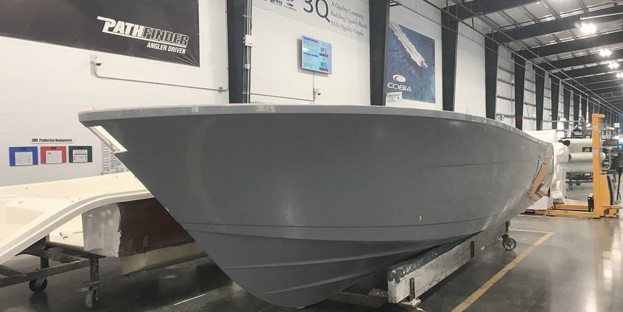 Cobia 217 center console