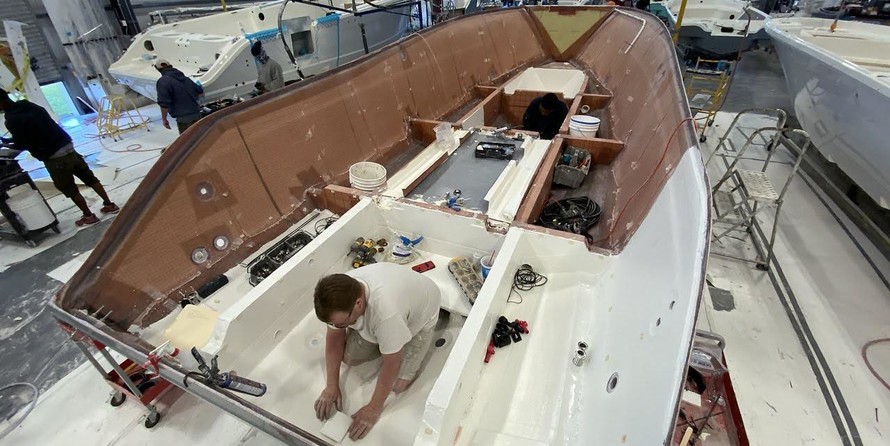 Cobia 217 center console