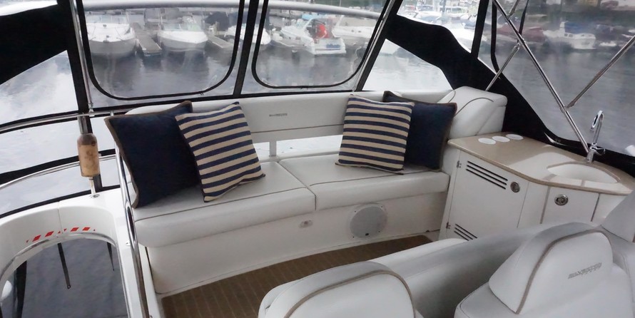 Silverton 38 Sport Bridge