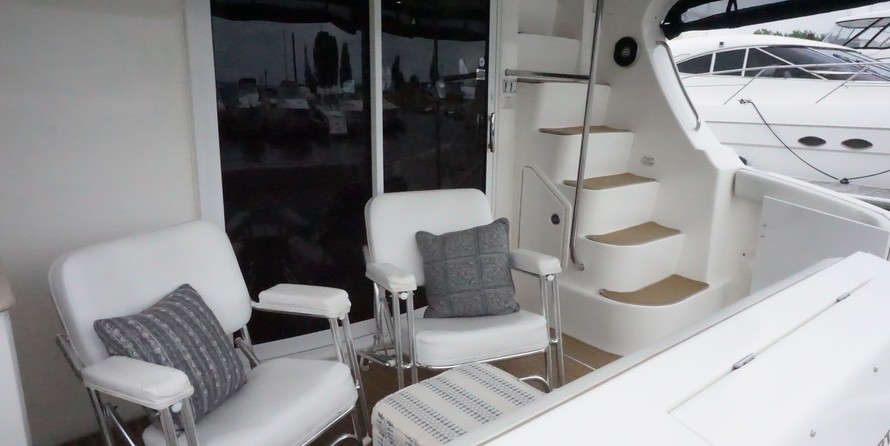 Silverton 38 Sport Bridge