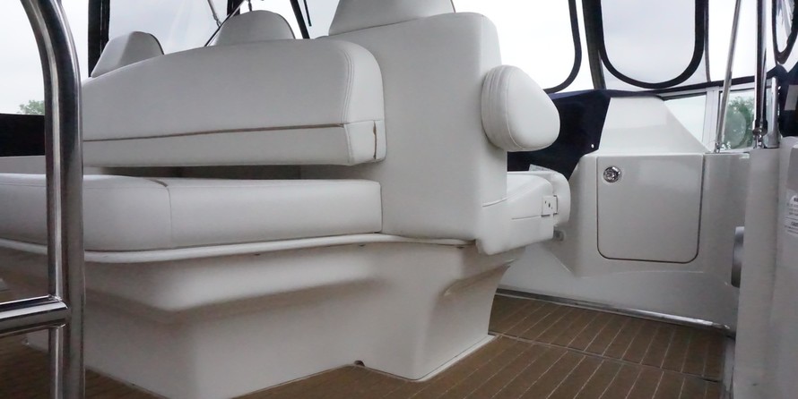 Silverton 38 Sport Bridge