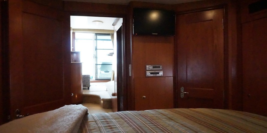 Silverton 38 Sport Bridge