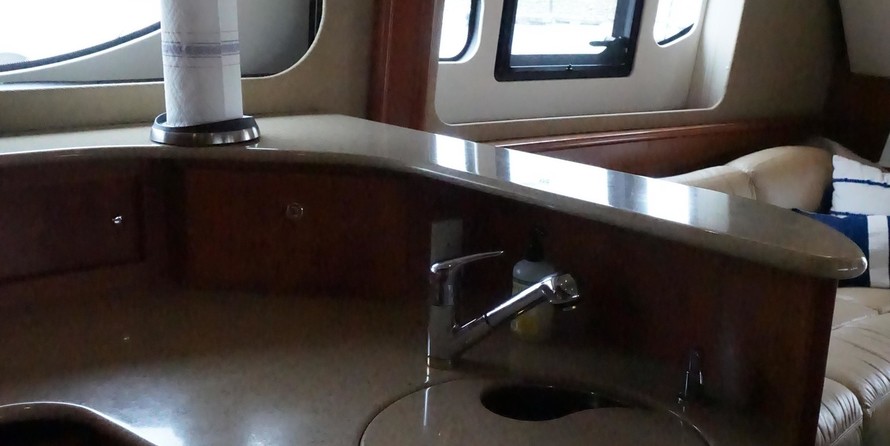 Silverton 38 Sport Bridge