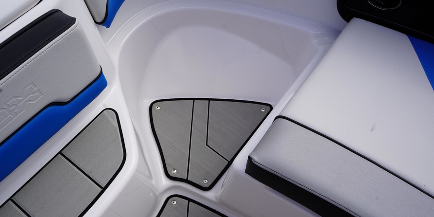 Yamaha 242X E-Series