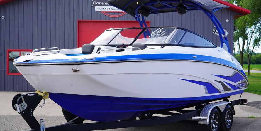 Yamaha 242X E-Series