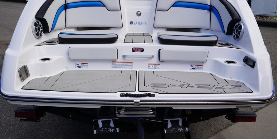 Yamaha 242X E-Series