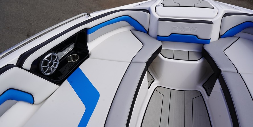 Yamaha 242X E-Series