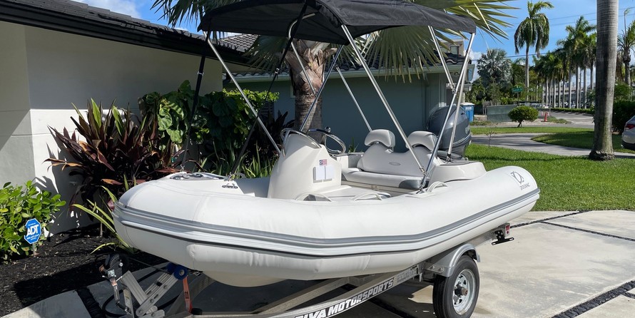 Zodiac Yachtline 360 DLX