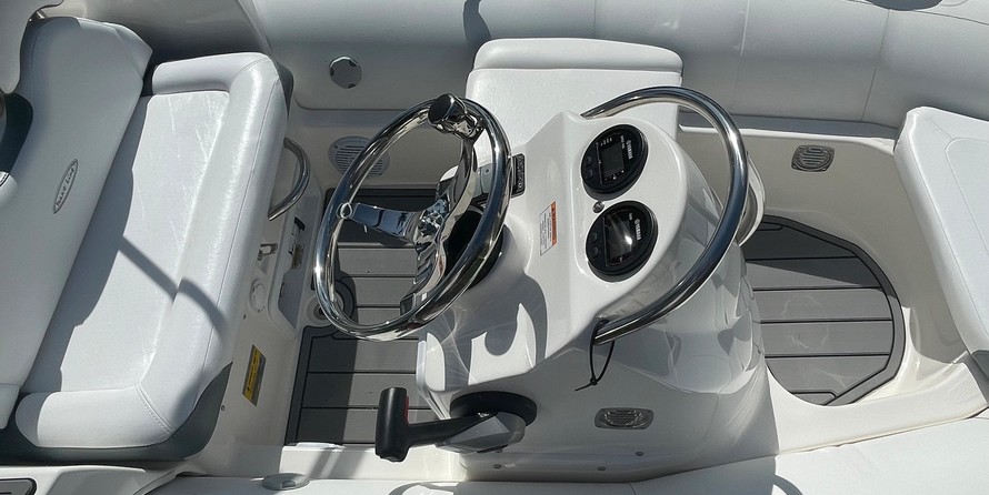 Zodiac Yachtline 360 DLX