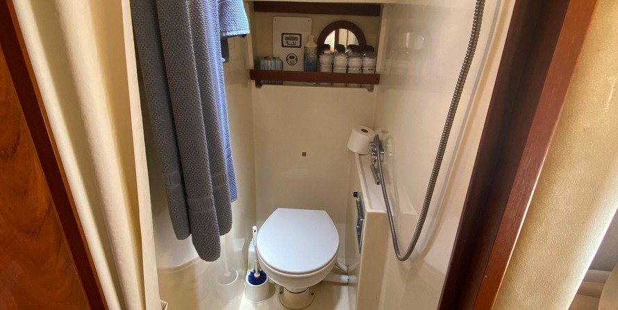 Chris-Craft 426 Catalina