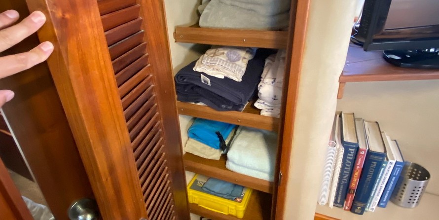 Chris-Craft 426 Catalina