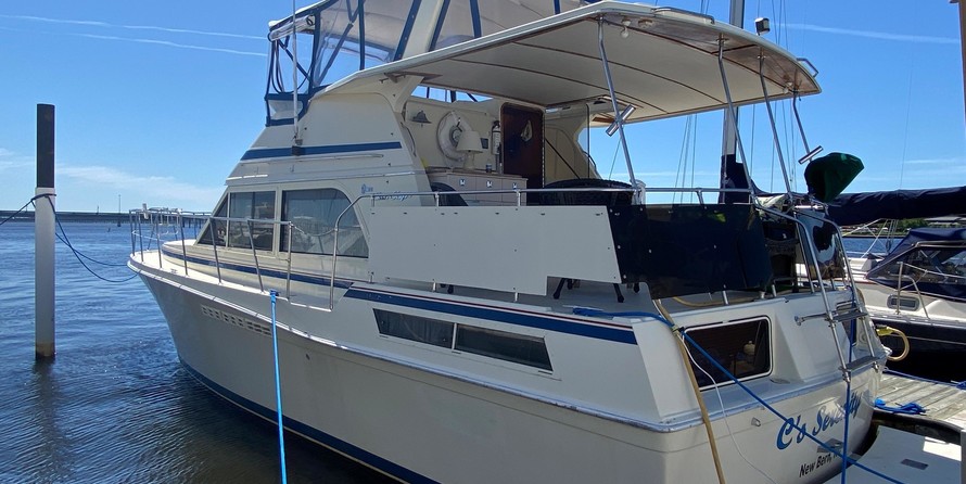 Chris-Craft 426 Catalina