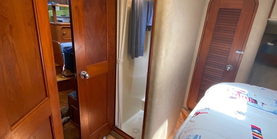 Chris-Craft 426 Catalina