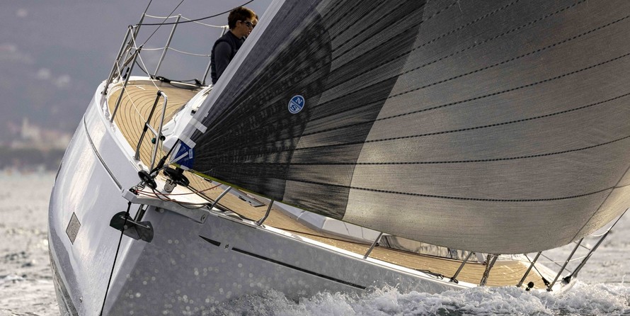 Grand Soleil 44