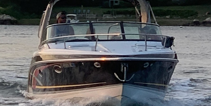 Formula 310 Sun Sport