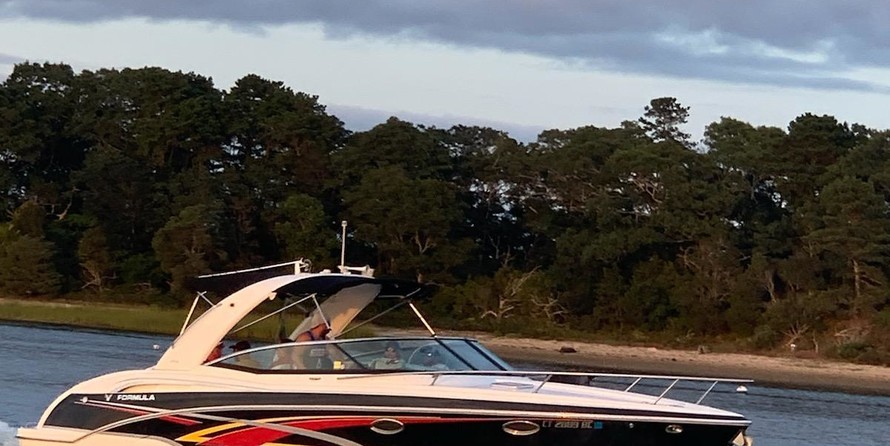 Formula 310 Sun Sport