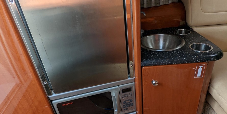 Formula 310 Sun Sport