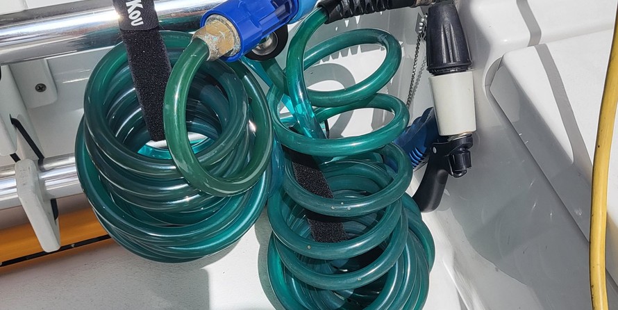 Sportsman Heritage 251 Center Console