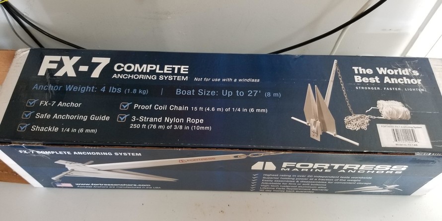 Sportsman Heritage 251 Center Console