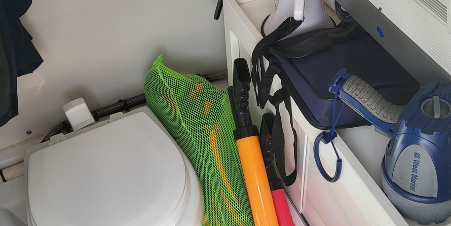 Sportsman Heritage 251 Center Console