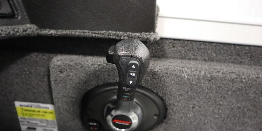 Crestliner 1950 Fish Hawk