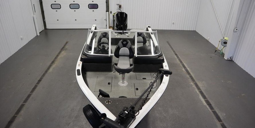 Crestliner 1950 Fish Hawk