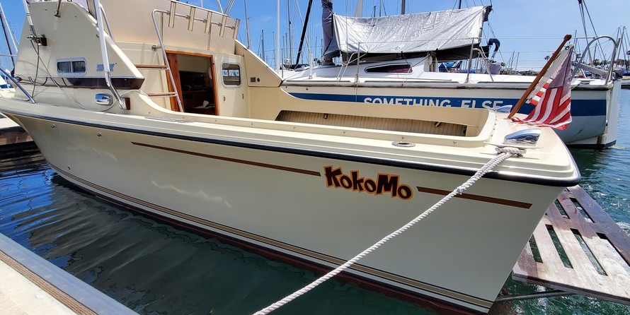 Skipjack 25 flybridge