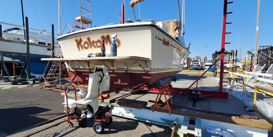 Skipjack 25 flybridge