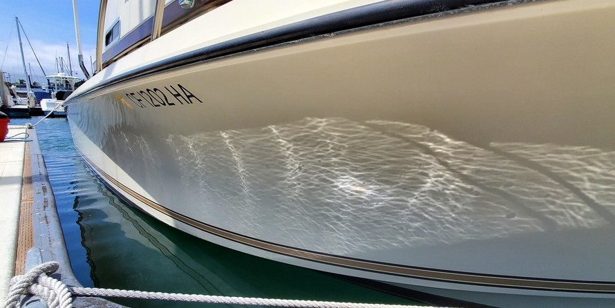 Skipjack 25 flybridge