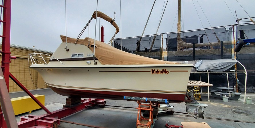 Skipjack 25 flybridge