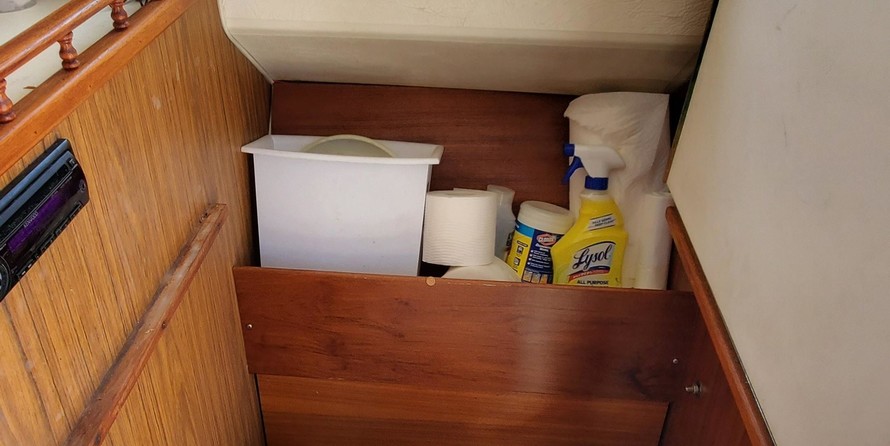 Skipjack 25 flybridge