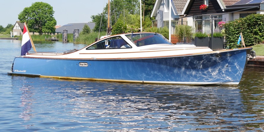 Long Island 33 Runabout