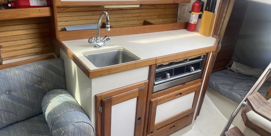 Catalina 28