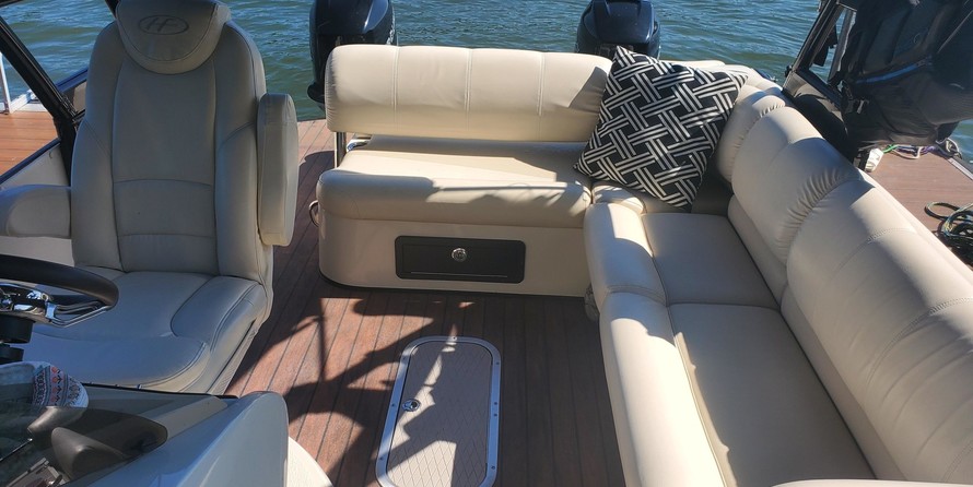 Premier Pontoons Grand Isle 250
